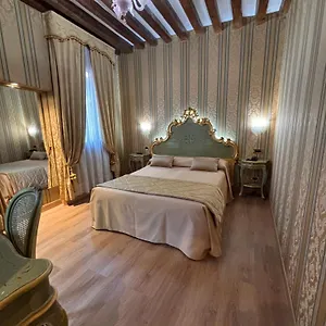 Al Graspo De Ua Hotel Venedig